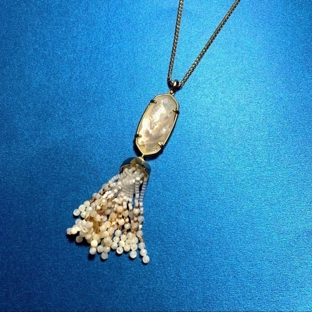 Kendra Scott Eva pendant necklace NWT
